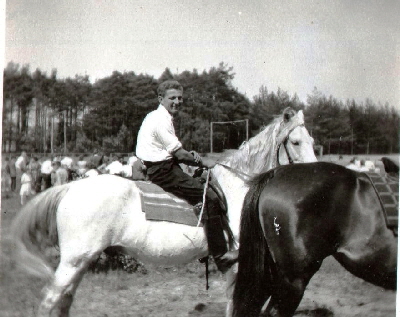 05_Manfred Bölke 1958 beim Stollenreiten337 05_Manfred Bölke 1958 beim Stollenreiten337